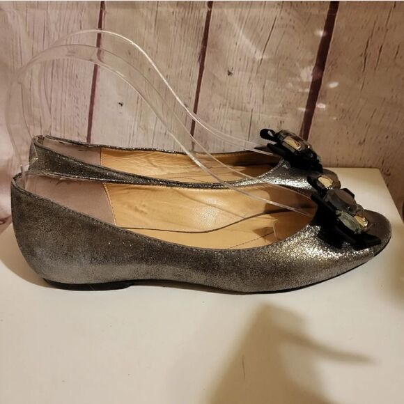 Kate Spade New York Silver Grey Metallic Leather Peep Toe Jewel Trim Flats 6M - Picture 5 of 7